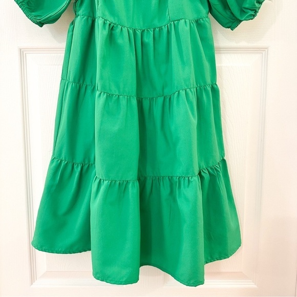 Style House Kelly Green Tiered Puff Sleeve Mini Dress sz Small - Picture 7 of 9